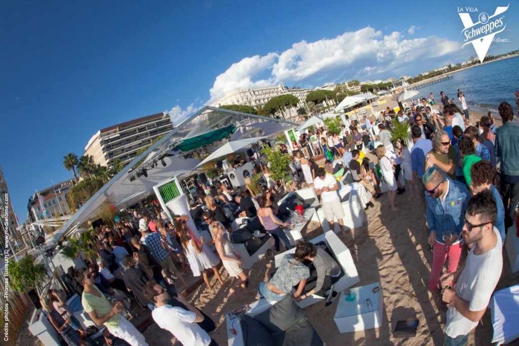 Festival de Cannes Hôtel 3,14 & “Villa Schweppes” on the Beach !