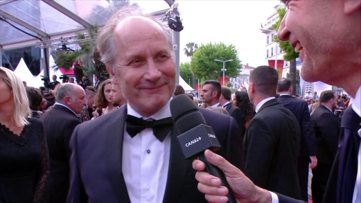 Hippolyte Girardot parle de l’attachement d’Arnaud Desplechin pour ses acteurs – Cannes 2019