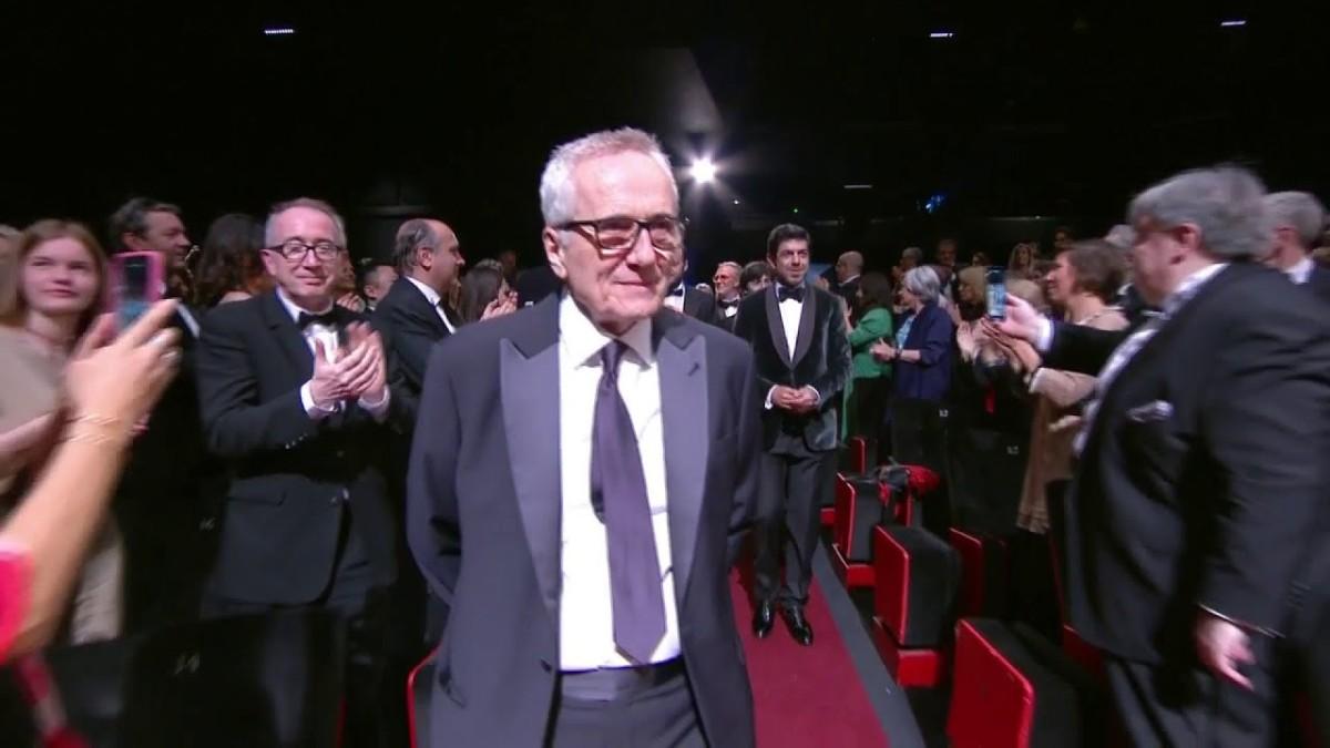L’entrée ovationnée de Marco Bellochio et toute l’équipe du Traître – Cannes 2019