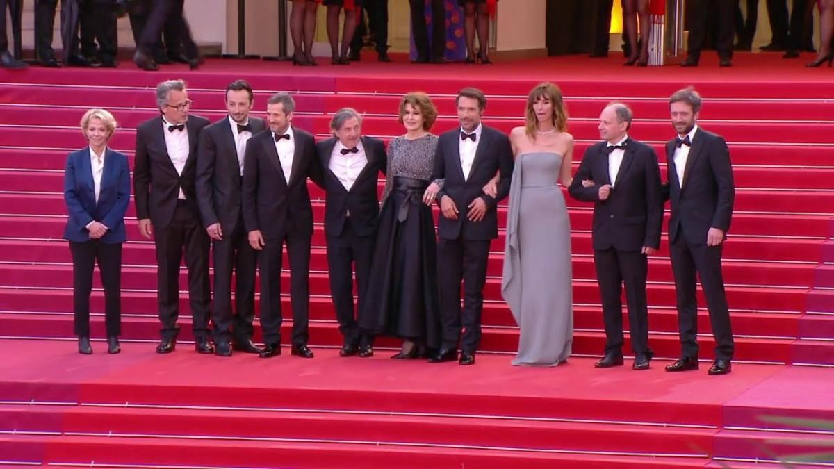 La Montée des marches de l’équipe du film La Belle Epoque – Cannes 2019