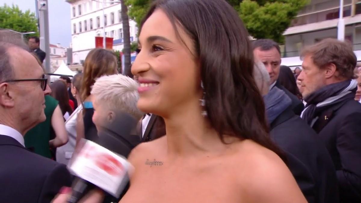 Camélia Jordana sur les droits des femmes “il faut qu’on se serre les coudes”  – Cannes 2019