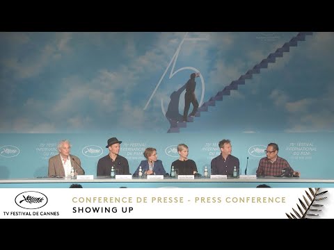 SHOWING UP – PRESS CONFERENCE – EV – CANNES 2022