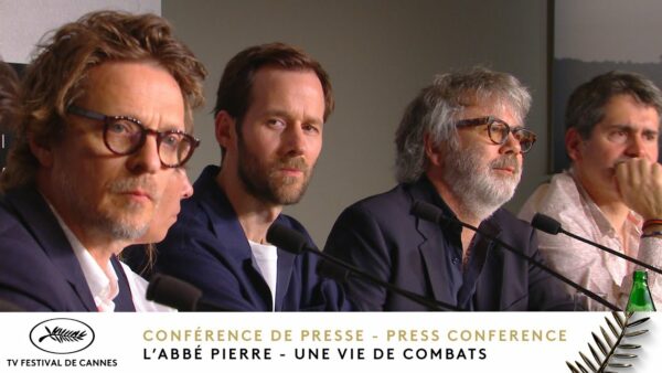 L’Abbé Pierre–Une vie de combat  – Conférence de Presse – VF – Cannes 2023