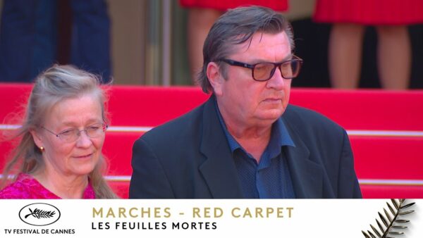 Les Feuilles Mortes – Les Marches – VF – Cannes 2023