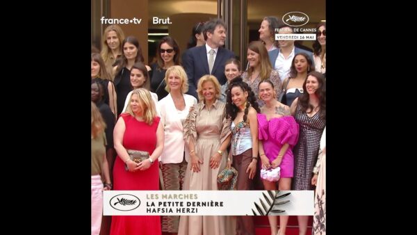 Le collectif 50/50 féministe avec Julie Gayet sur le tapis rouge du Festival de Cannes 2025 !