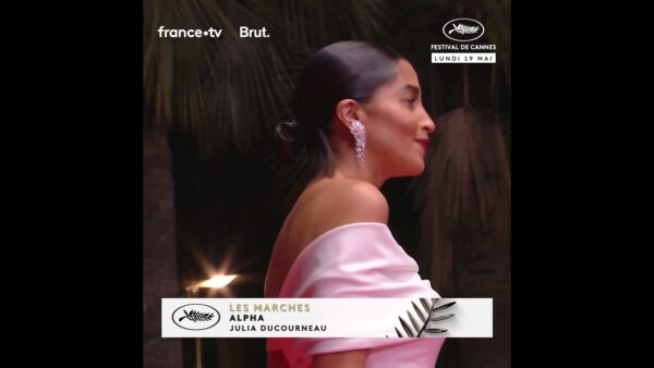 La sublime Leila Bekhti sur le red carpet du Festival de Cannes 2025 !