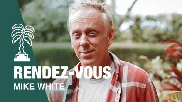 MIKE WHITE : l’esprit atypique derrière The White Lotus, la comédie satirique de l’année