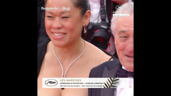 Robert De Niro sur les marches avant de recevoir la Palme d’or d’Honneur au Festival de Cannes !