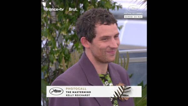 Charisme discret, regard profond : Josh O’Connor capte les objectifs à Cannes 2025 !