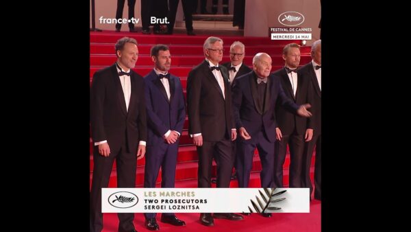 L’équipe de « Two Prosecutors » du réalisateur Sergei Loznitsa sur le tapis rouge !