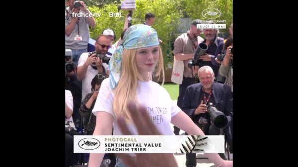 Elle Fanning, rayonnante, pose au photocall du Festival de Cannes 2025 !