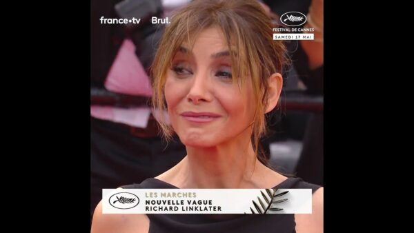 La célèbre actrice française Clotilde Courau sur le tapis rouge du Festival de Cannes 2025 !