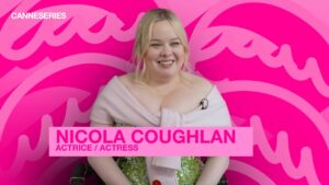 NICOLA COUGHLAN (La Chronique des Bridgerton, Derry Girl), PRIX DE L’ENGAGEMENT KONBINI 2025