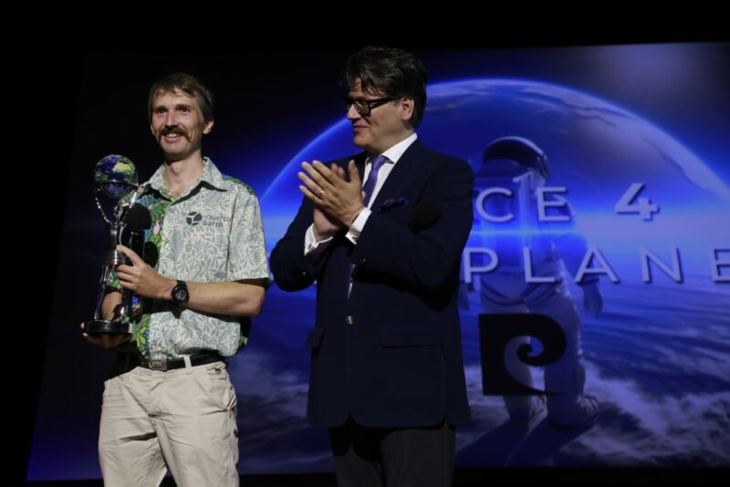 Cameron Dowd (Inverto Earth) et Rodrigo Basilicati-Cardin, Président du Groupe Pierre Cardin