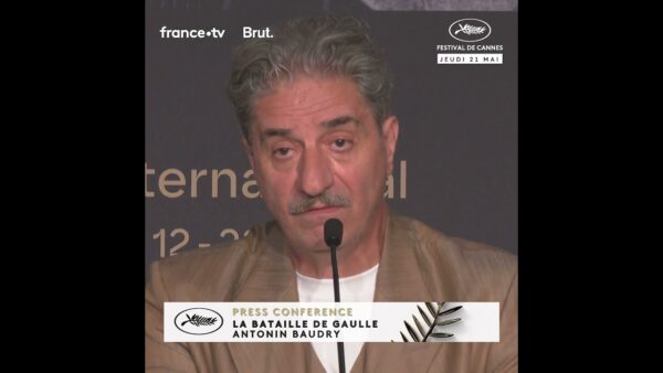 Simon ABKARIAN : sa reflexion pour incarner le Général de Gaulle