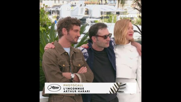 Le réalisateur Arthur HARARI et ses acteurs devant les photographes de Cannes !