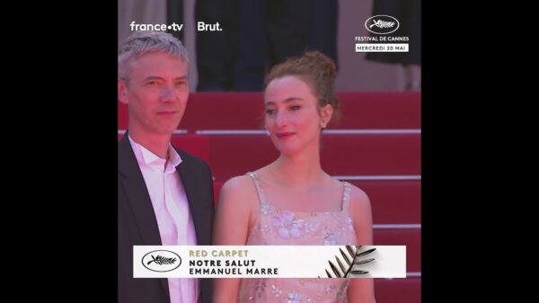 Le réalisateur Emmanuelle Marre immortalise sa première montée des marches cannoise en compétition !
