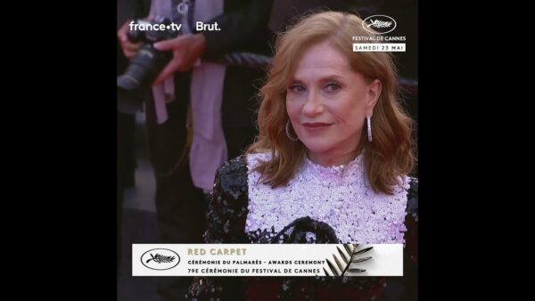 Isabelle Huppert, coqueluche de nombreux réalisateurs, de retour sur le tapis rouge !