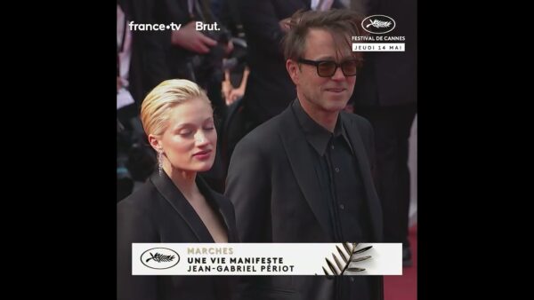 La sublime actrice Nadia Tereszkiewicz et l&rsquo;équipe d&rsquo;UNE VIE MANIFESTE sur le red carpet !