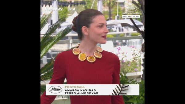 Bárbara Lennie, splendide lors du photocall d’AMARGA NAVIDAD