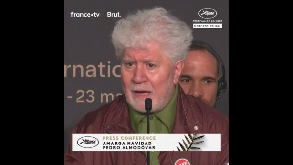 Pedro Almodovar évoque les possibles liens entre AMARGA NAVIDAD et DOULEUR ET GLOIRE