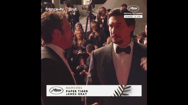 Le duo Adam Driver et Miles Teller a conservé sa complicité du tournage de PAPER TIGER !