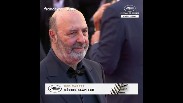 Le réalisateur français Cédric Klapish est présent sur le tapis rouge de Cannes !
