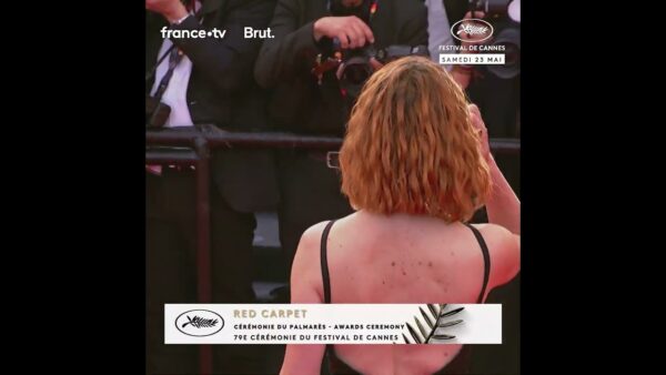La comédienne et réalisatrice Laeticia Dosch sur le tapis rouge de la cérémonie de clôture !